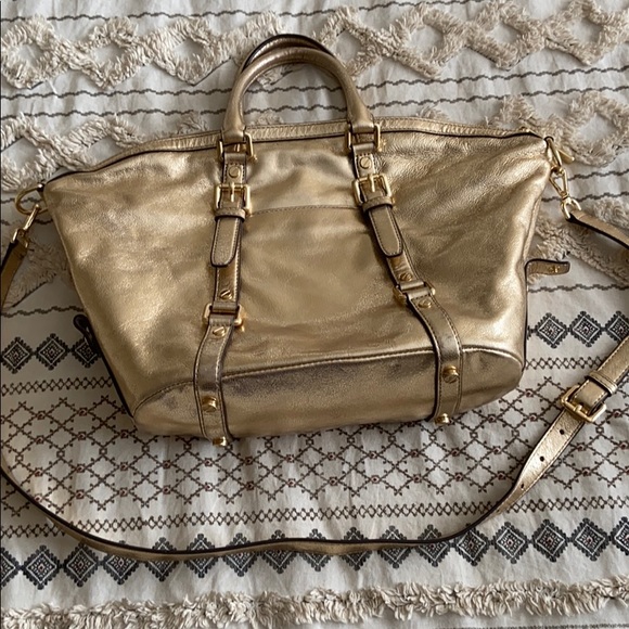 Gently used gold Michael Kors purse - Picture 2 of 5